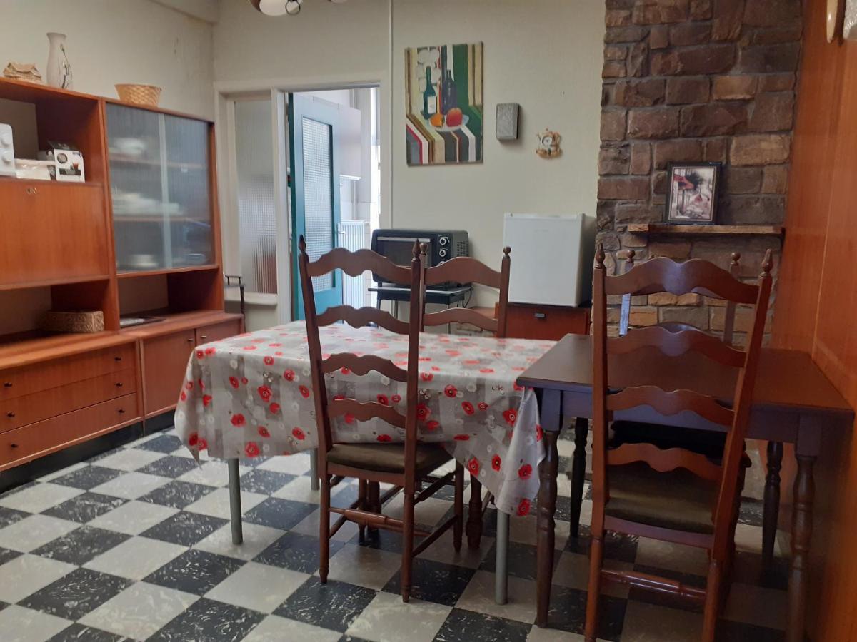 شقة دي بان  في House Near The Sea المظهر الخارجي الصورة